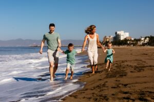 Read more about the article 3 Best Ways to Make Your Wife Feel Special On Family Vacation